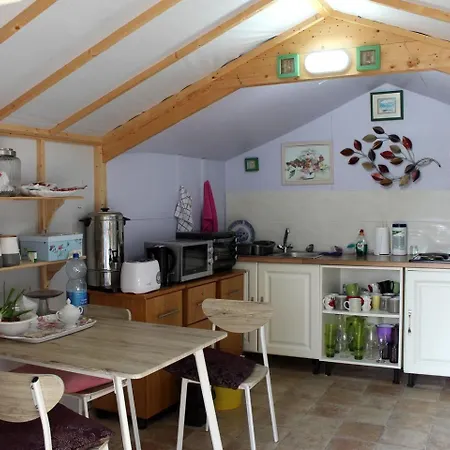 بيت للعطل Cozy Ireland Glamping Pod In Country Clare *